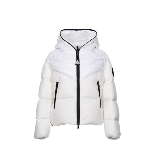 妃鱼/盟可睐/聚酯纤维/羽绒服/95新/市场价25600/z1016