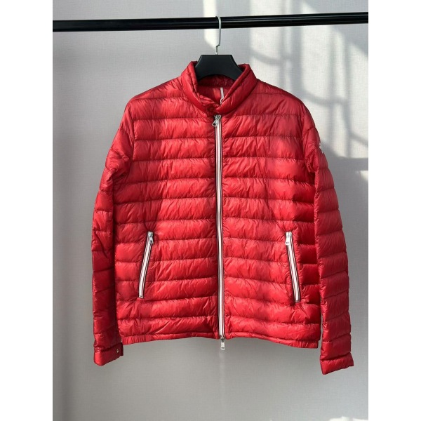 妃鱼/盟可睐/尼龙/羽绒服/95新/市场价17500/z1029