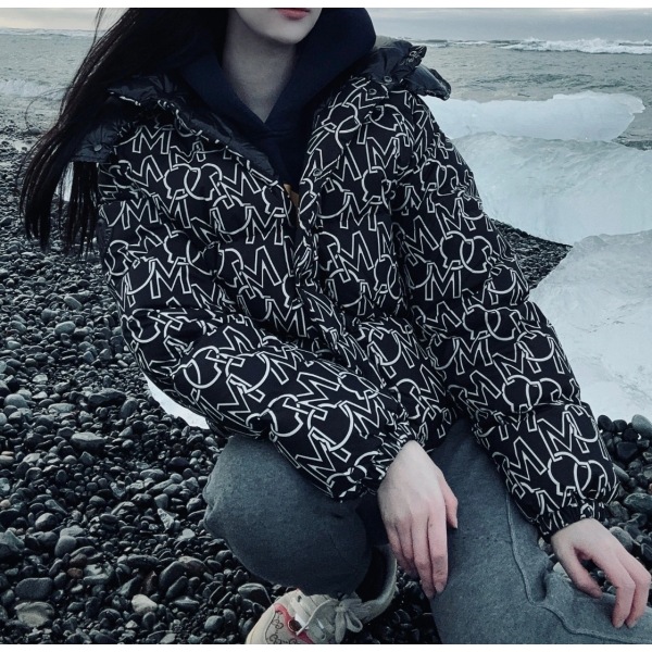 妃鱼/盟可睐/聚酰胺/羽绒服/95新/市场价19000/双1017