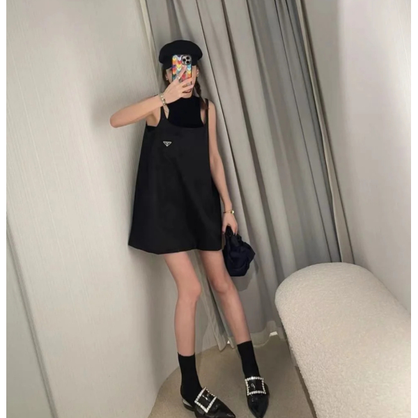 妃鱼/普拉达/羊皮/剪羊毛/上衣/95新/市场价17800/灵0927