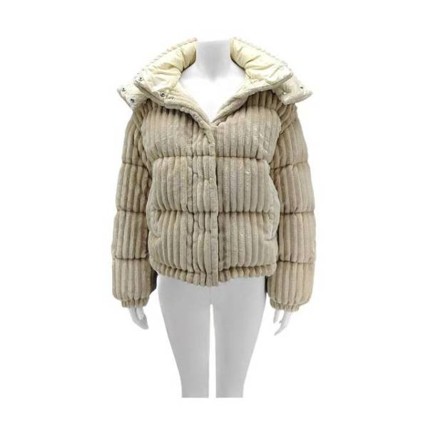 妃鱼/盟可睐/聚酯纤维/羽绒服/95新/市场价14900/z1025