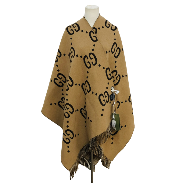 妃鱼/古驰/羊毛/斗篷/95新/市场价0/双1017