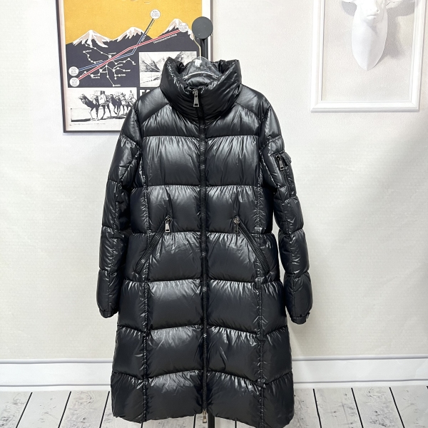 妃鱼/盟可睐/聚酰胺/羽绒服/95新/市场价21000/双0922