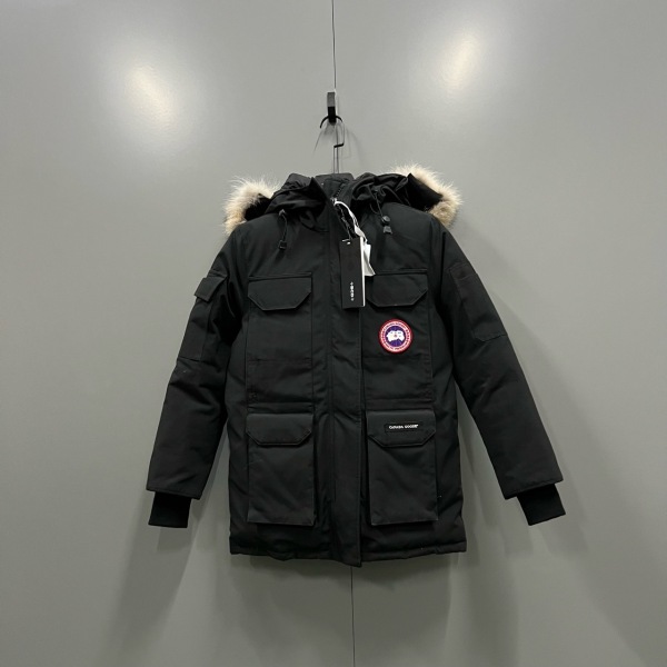 妃鱼/加拿大鹅/聚酯纤维/羽绒服/95新/市场价0/z1112