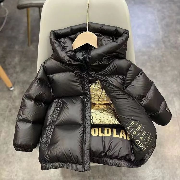 【小扬哥推荐】冬季新款黑金儿童羽绒服男童女童加厚保暖免洗石墨