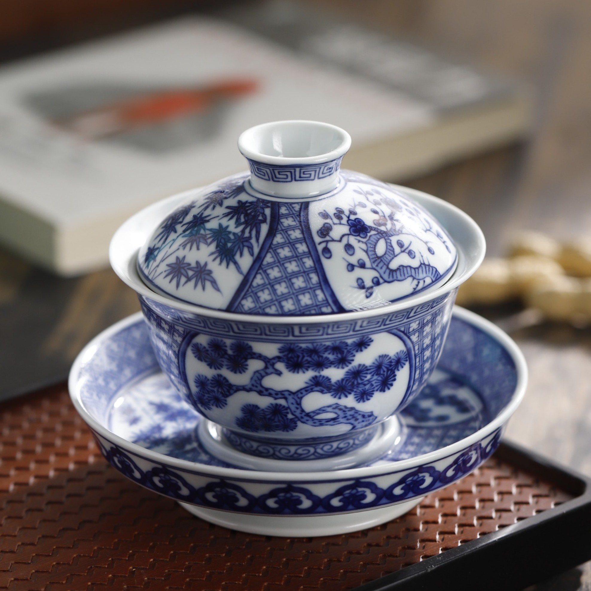 羊脂玉瓷复古青花松竹梅开窗盖碗中式带盖釉下彩大盖碗白瓷茶盖碗