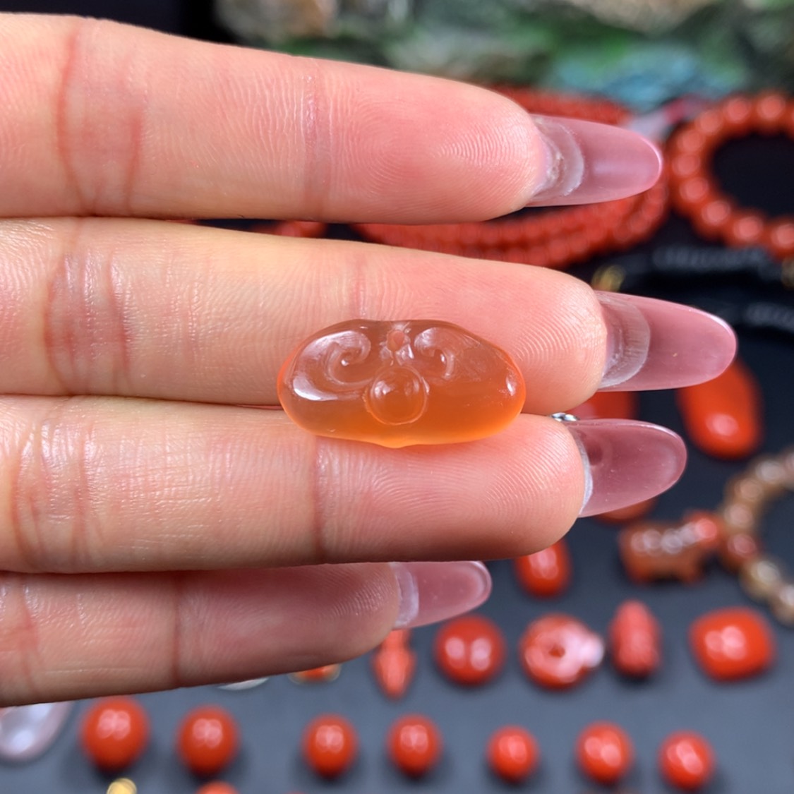 【闪购商品】南红玛瑙配饰未镶嵌如意1.9克