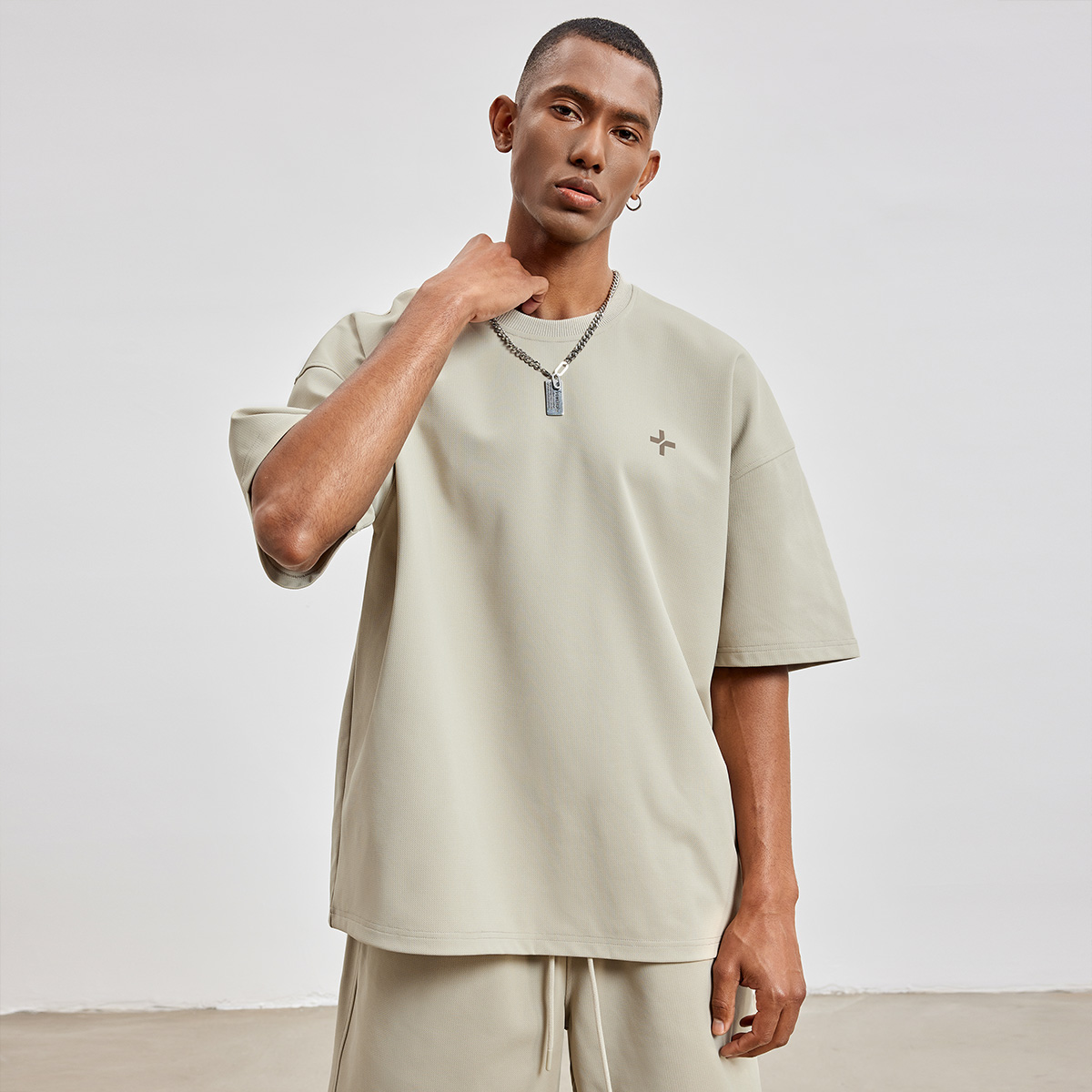 BD.POWERUP+新款重磅廓形短袖夏季简约时尚印花纯色t恤高级感男装