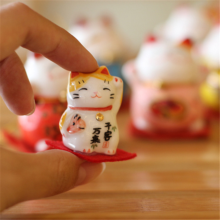 陶瓷迷你可爱创意桌面小摆件家居装饰工艺品车饰