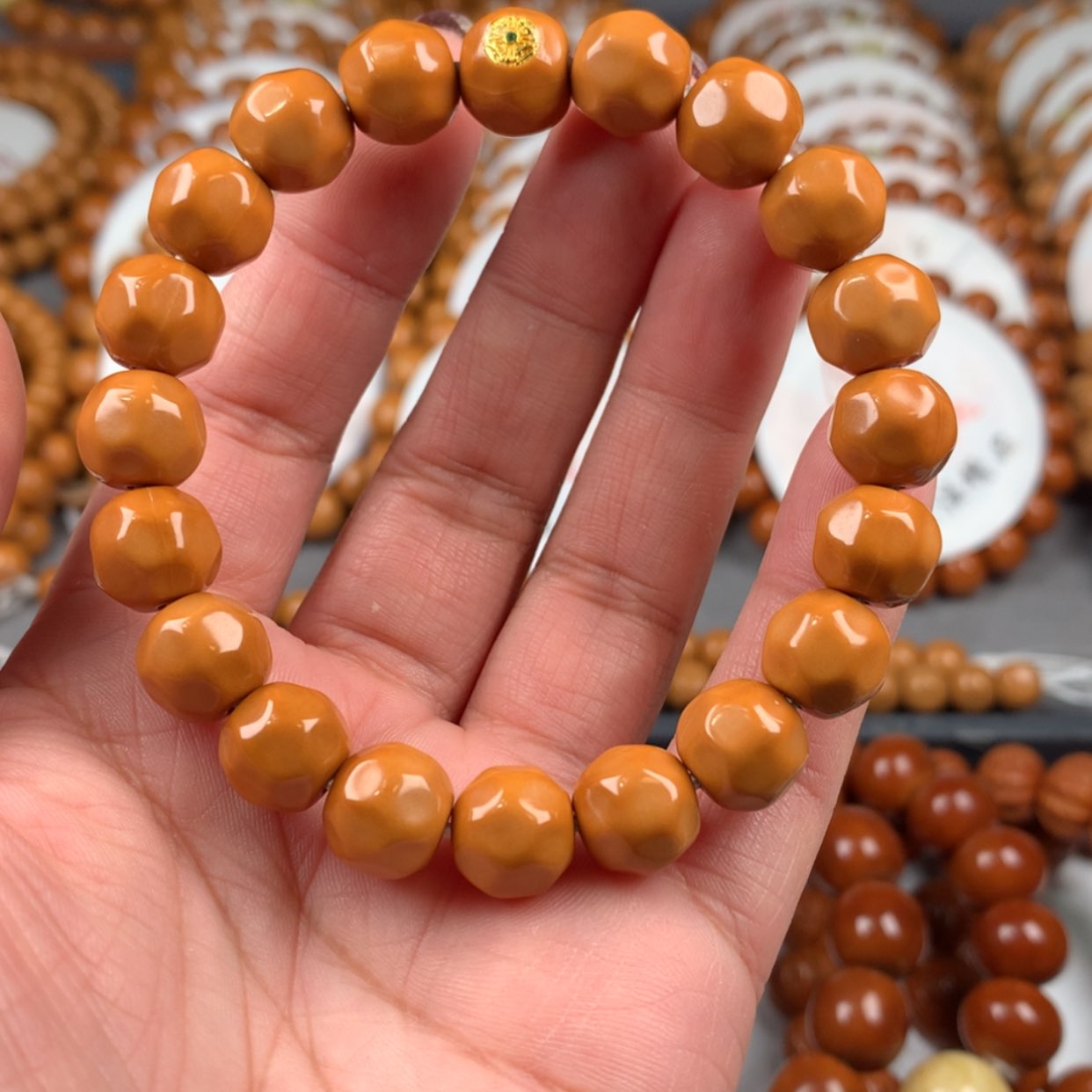 【闪购商品】猴头核桃手串11奶酪