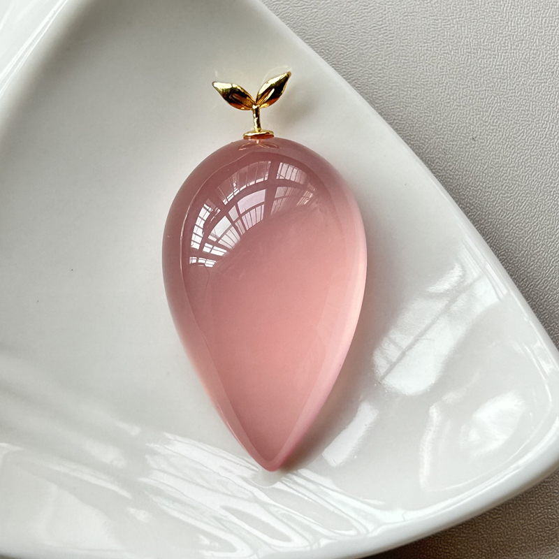天然粉晶水滴吊坠18K金镶嵌粉水晶芙蓉石小萝卜挂坠项链生日礼物