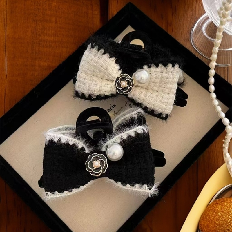 小香风蝴蝶结发夹女秋冬后脑勺盘发抓夹毛绒鲨鱼夹子复古气质发饰