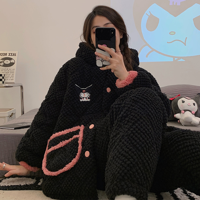 2023新款珊瑚绒睡衣女冬甜美风加厚加绒法兰绒家居服三层夹棉套装