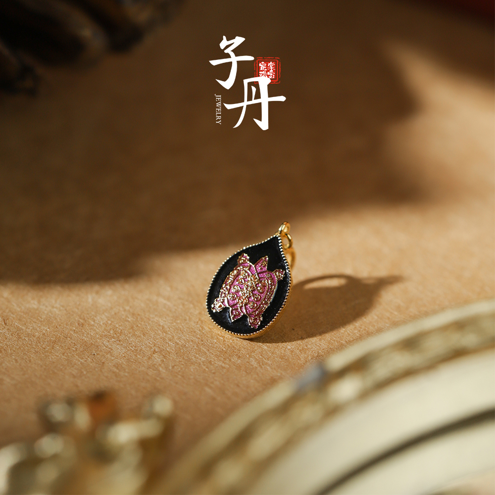 【蜜棠珠宝】18K再必清提溜吊坠I5-116