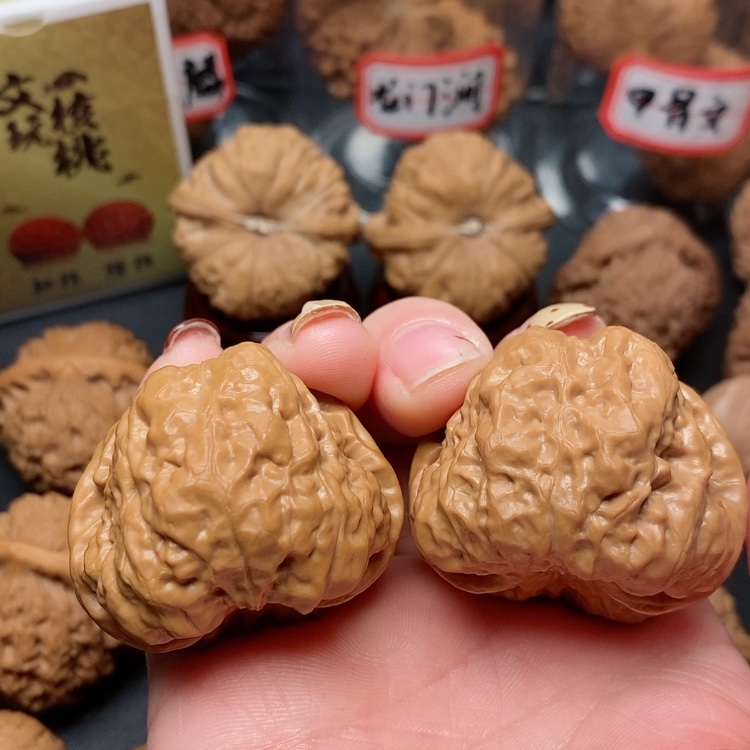 【闪购商品】蛤蟆头核雕F*生