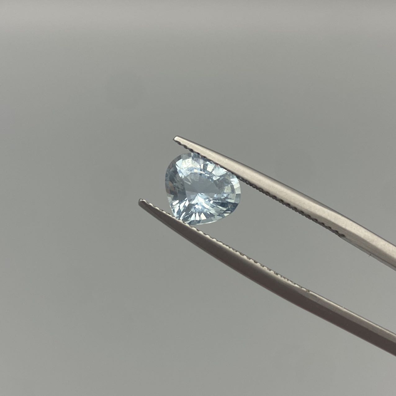 1006HL-38三角形海蓝宝1.89ct