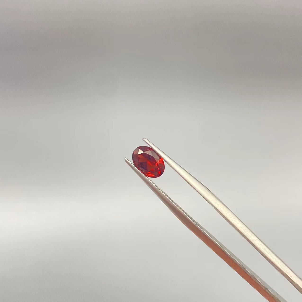 1006FLSL-1 红色石榴石0.8ct以上
