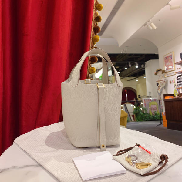 99新 Hermes/爱马仕 picotin18冰川白金扣tc皮手提包/12515456
