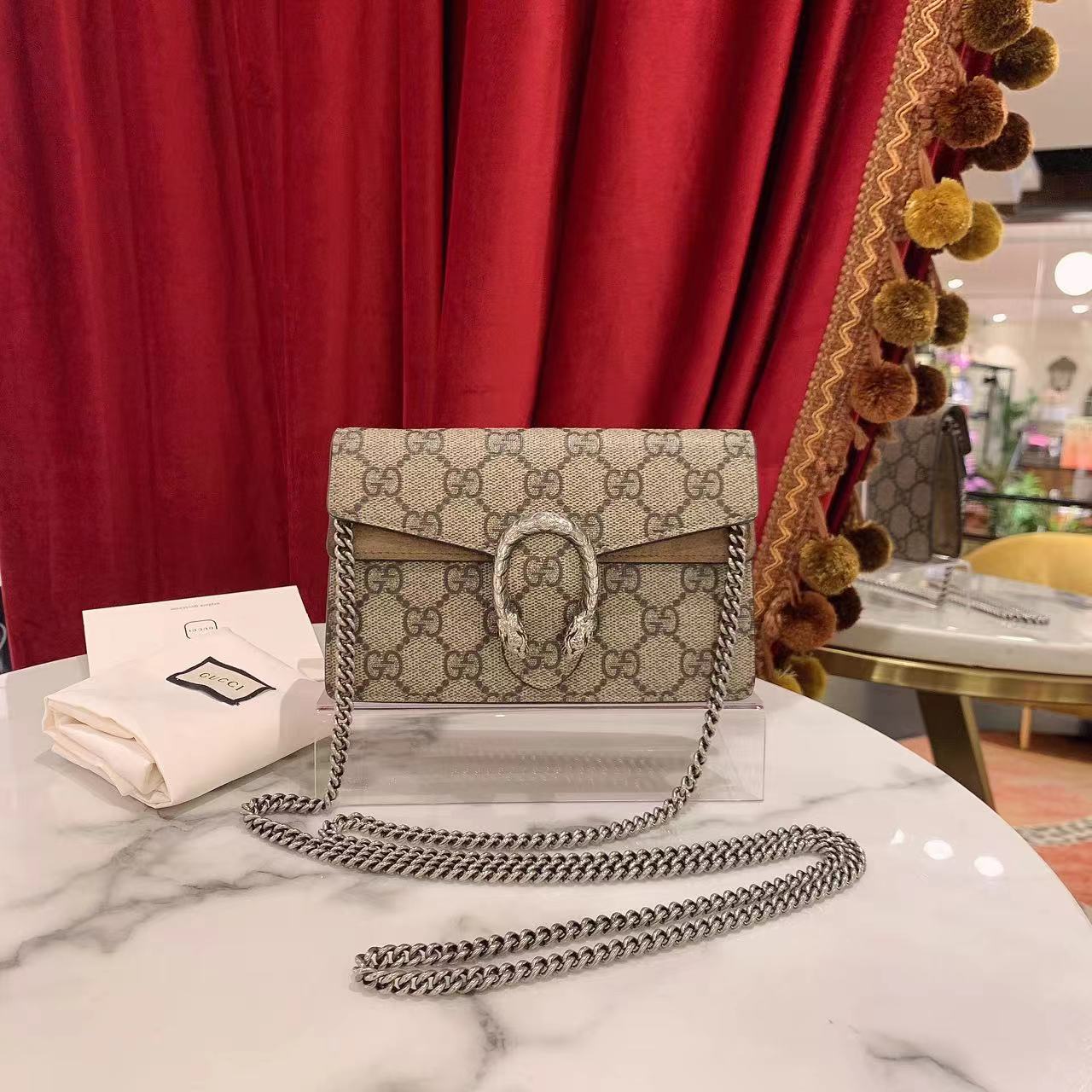 95新 GUCCI/古驰 GGS古驰酒神super mini老花银扣单肩包/91237860