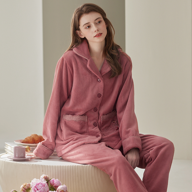 芬腾法兰绒女士睡衣秋冬加绒加厚珊瑚绒休闲加大码家居服套装冬季