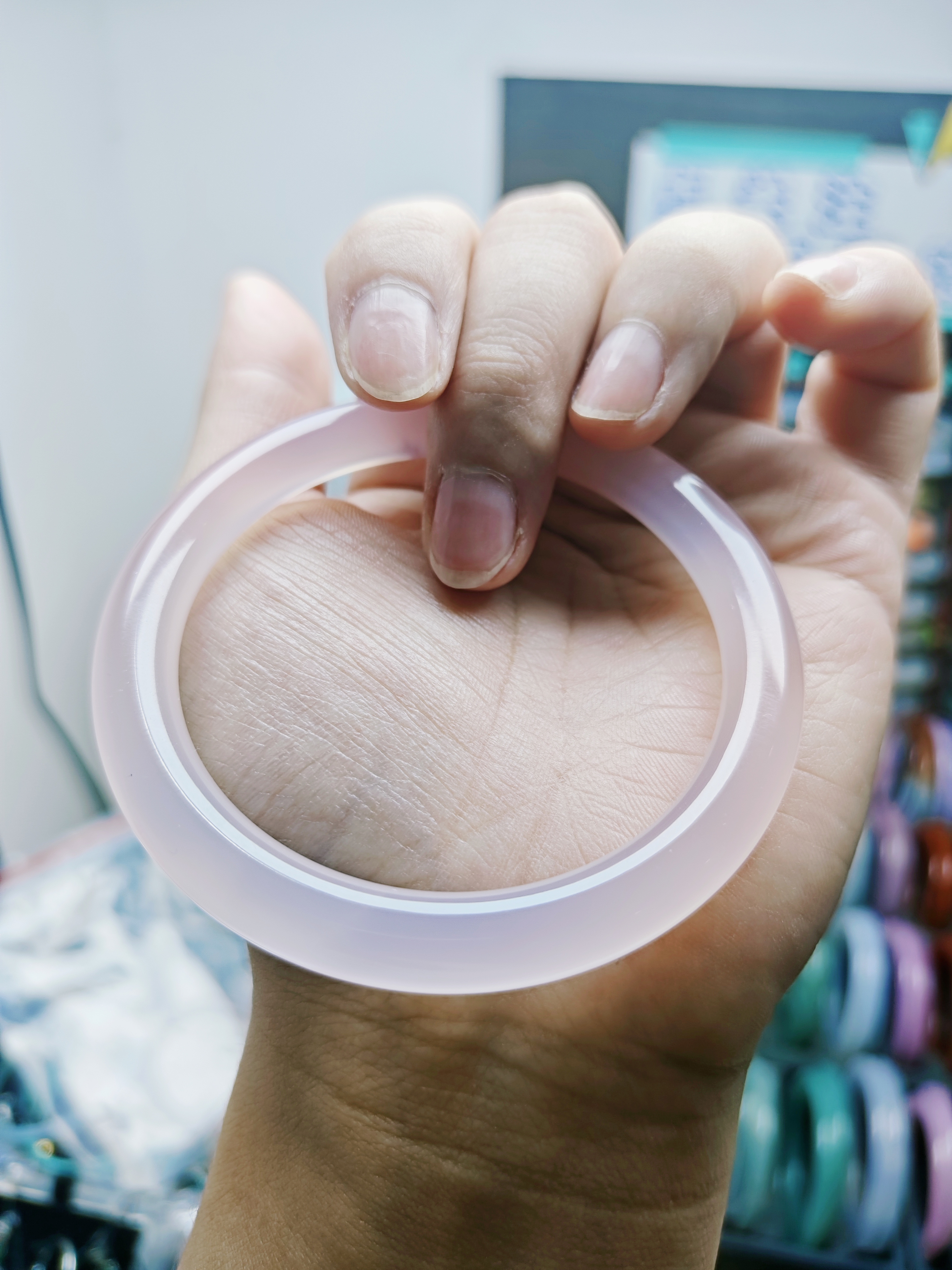 天然的玛瑙玉髓芋泥波波手镯