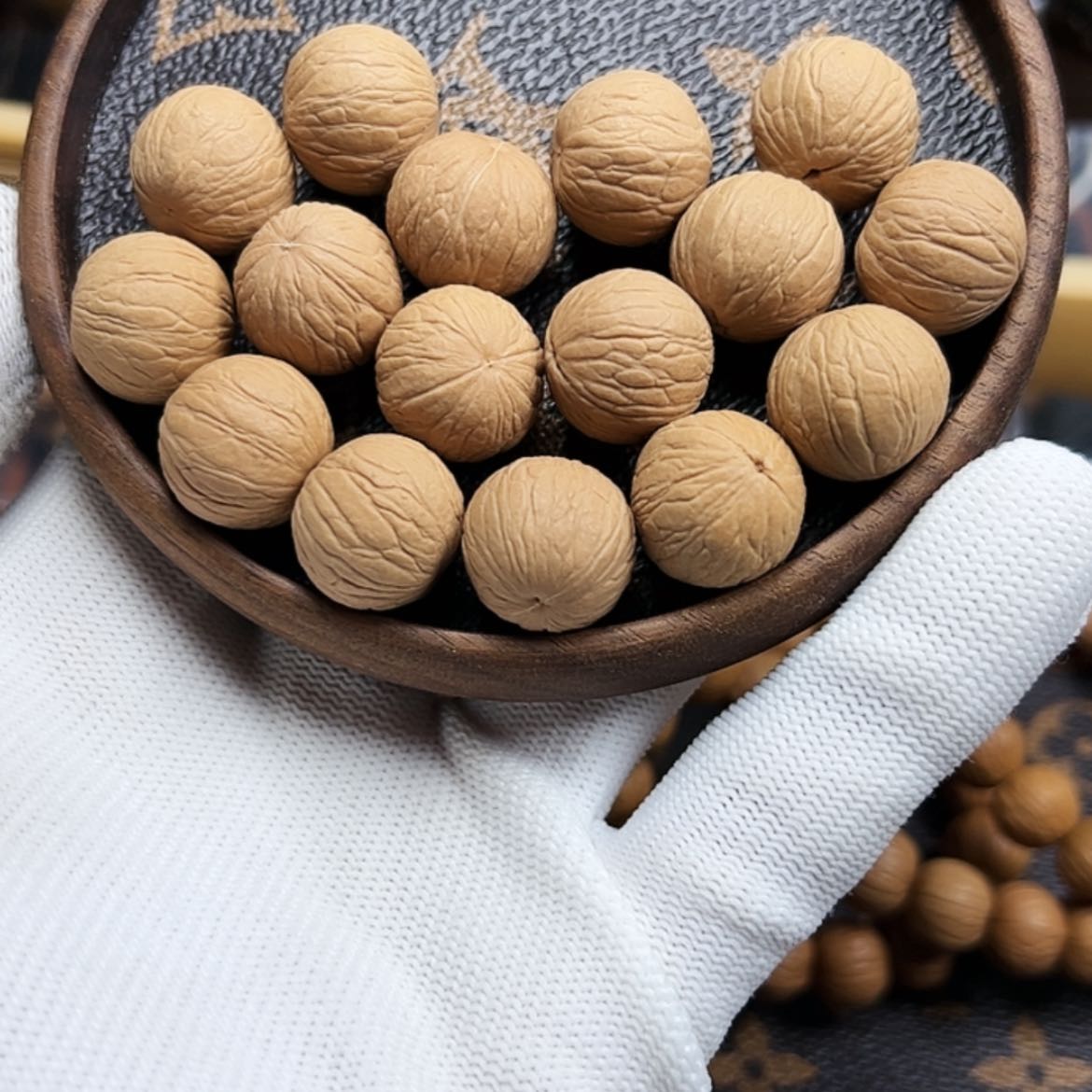 【闪购商品】猴头核桃吊坠于*余