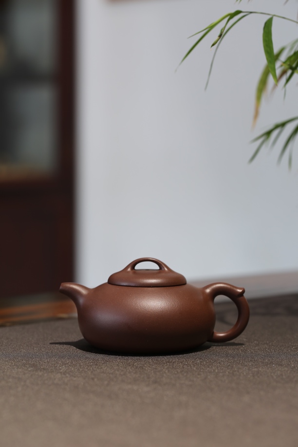 景宁堂 江佳萍 紫砂壶 过桥扁腹