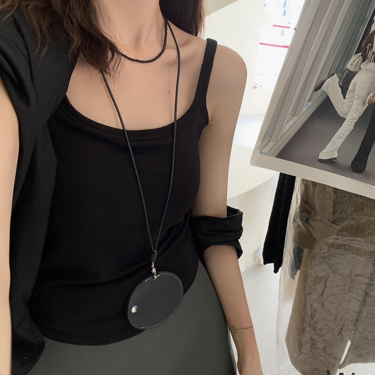 磨毛保暖内搭吊带背心女带胸垫外穿下摆圆角休闲打底百搭秋冬美背