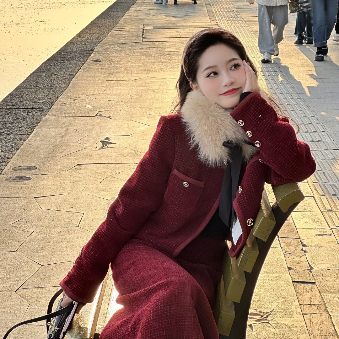 【跨年C位战袍】 冬季新款韩版羽绒小香风外套半身裙套装两件套女