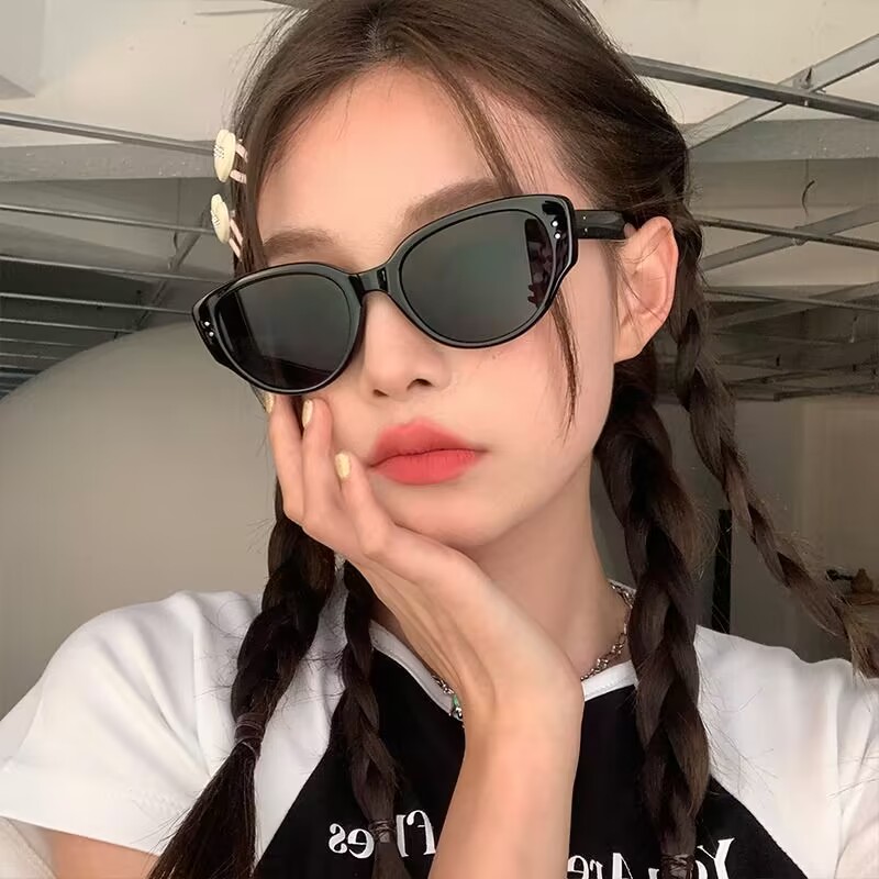 韩版墨镜女防紫外线高级感街拍复古太阳镜潮流遮阳眼镜网红百搭