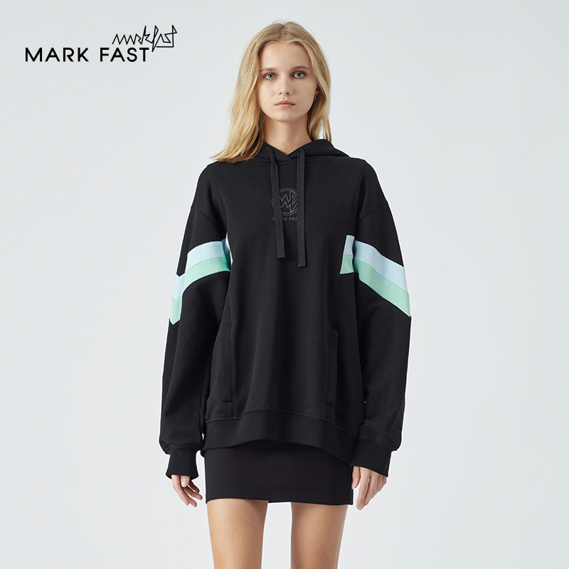 MARKFAST设计师品牌时尚潮酷长袖连帽情侣款卫衣M1DAU24010