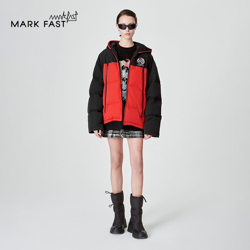 MARKFAST设计师品牌冬季情侣款红黑拼色连帽短款羽绒服M1DIU96280