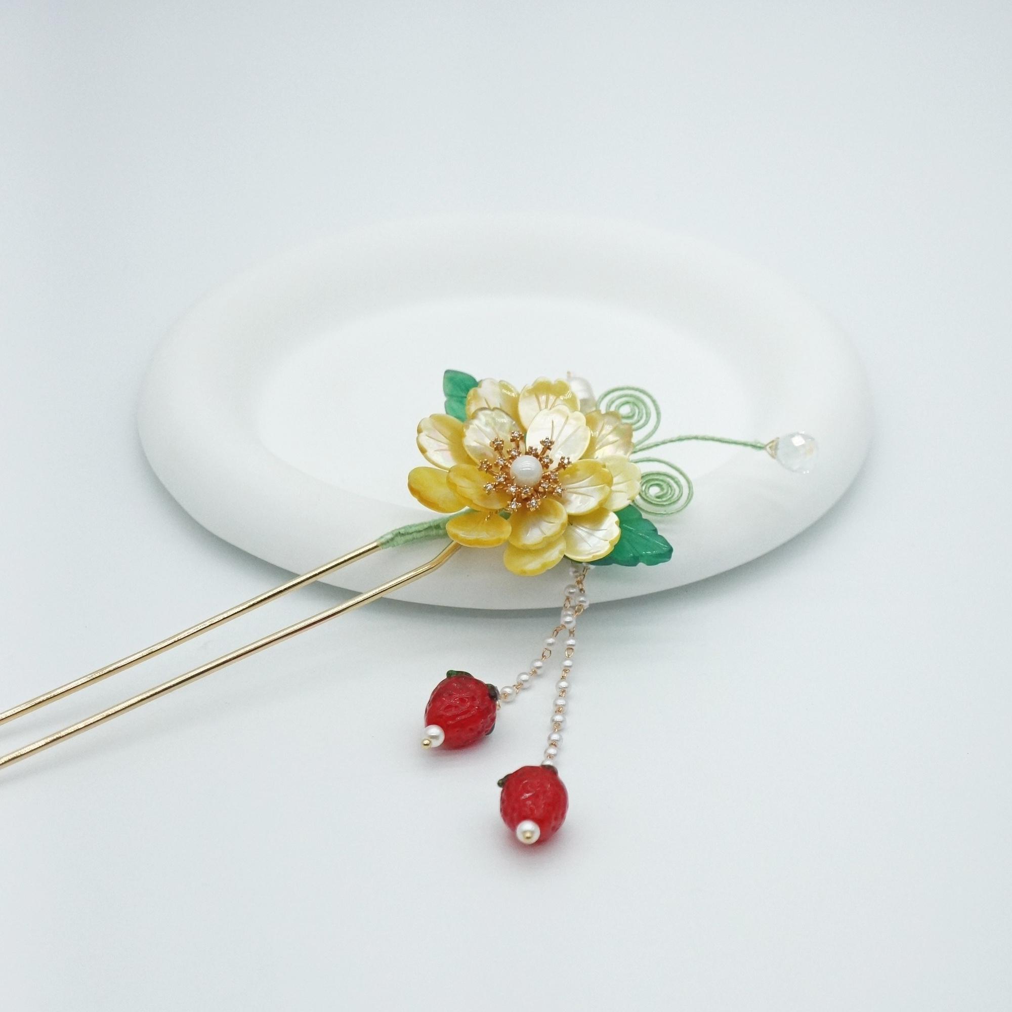 小师妹【新柔】原创黄碟贝牡丹流苏发钗簪娘手工超仙气国风设计