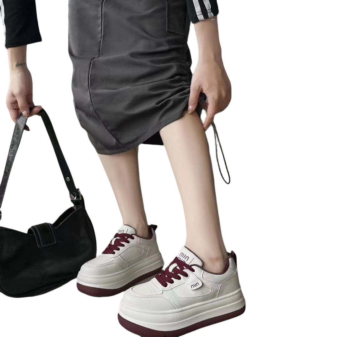 真皮松糕厚底轻便百搭2024秋冬新款安可拉红圆头系带增高小白鞋