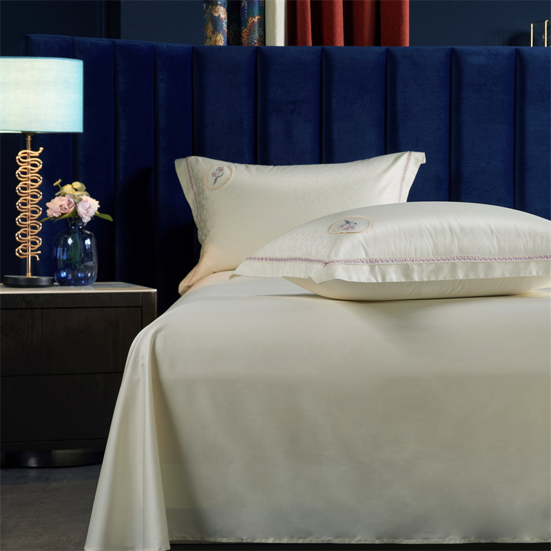 玫瑰恋人 120支贡缎提花进口长绒棉四件套法式蕾丝纯棉床上用品