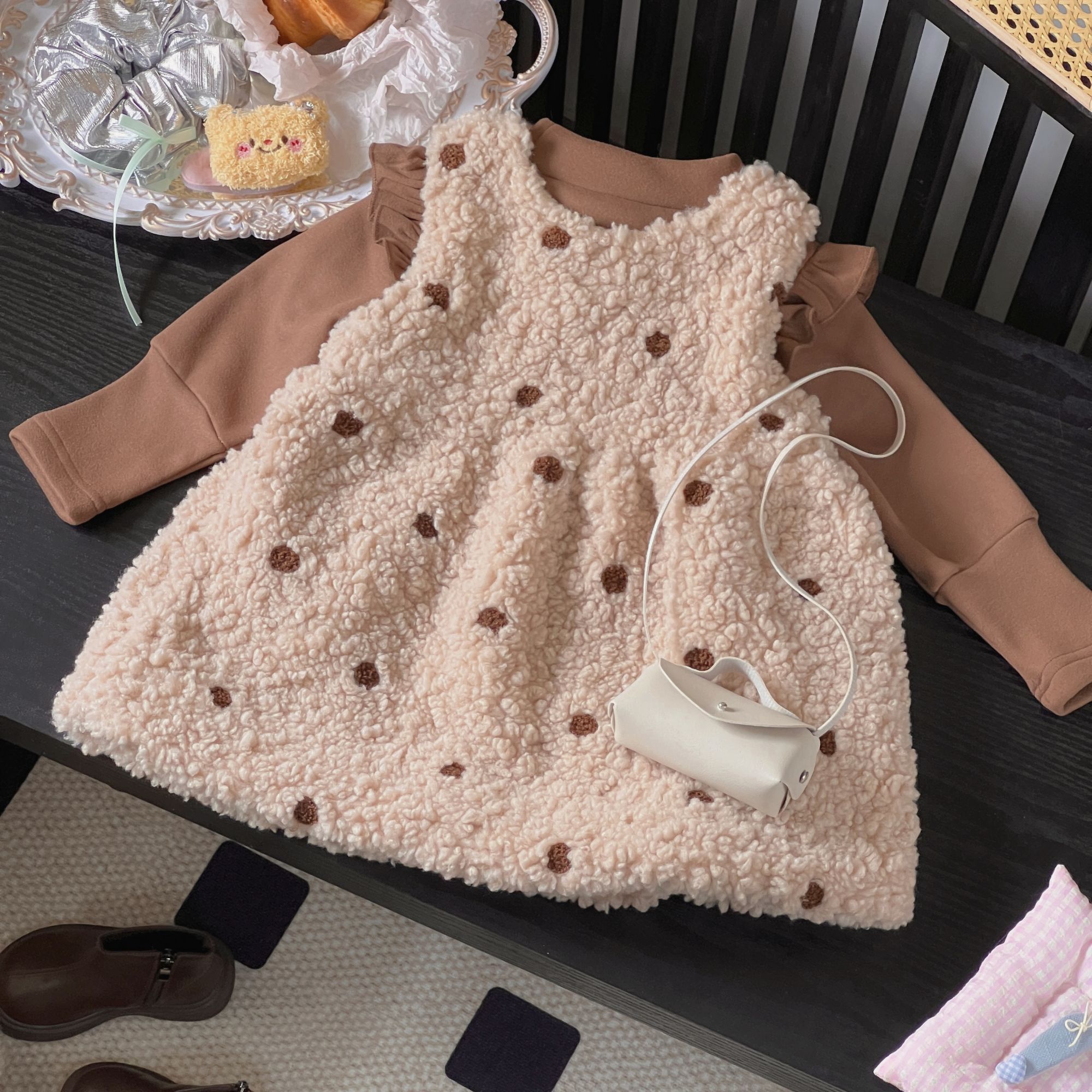 女童韩版套装2025冬季新款女宝美拉德穿搭加绒加厚打底波点背心裙