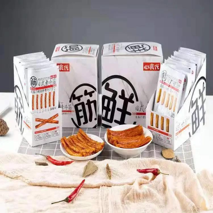心食代日式素牛筋怀旧儿时日式甘汤叶辣条辣片休闲麻辣小零食