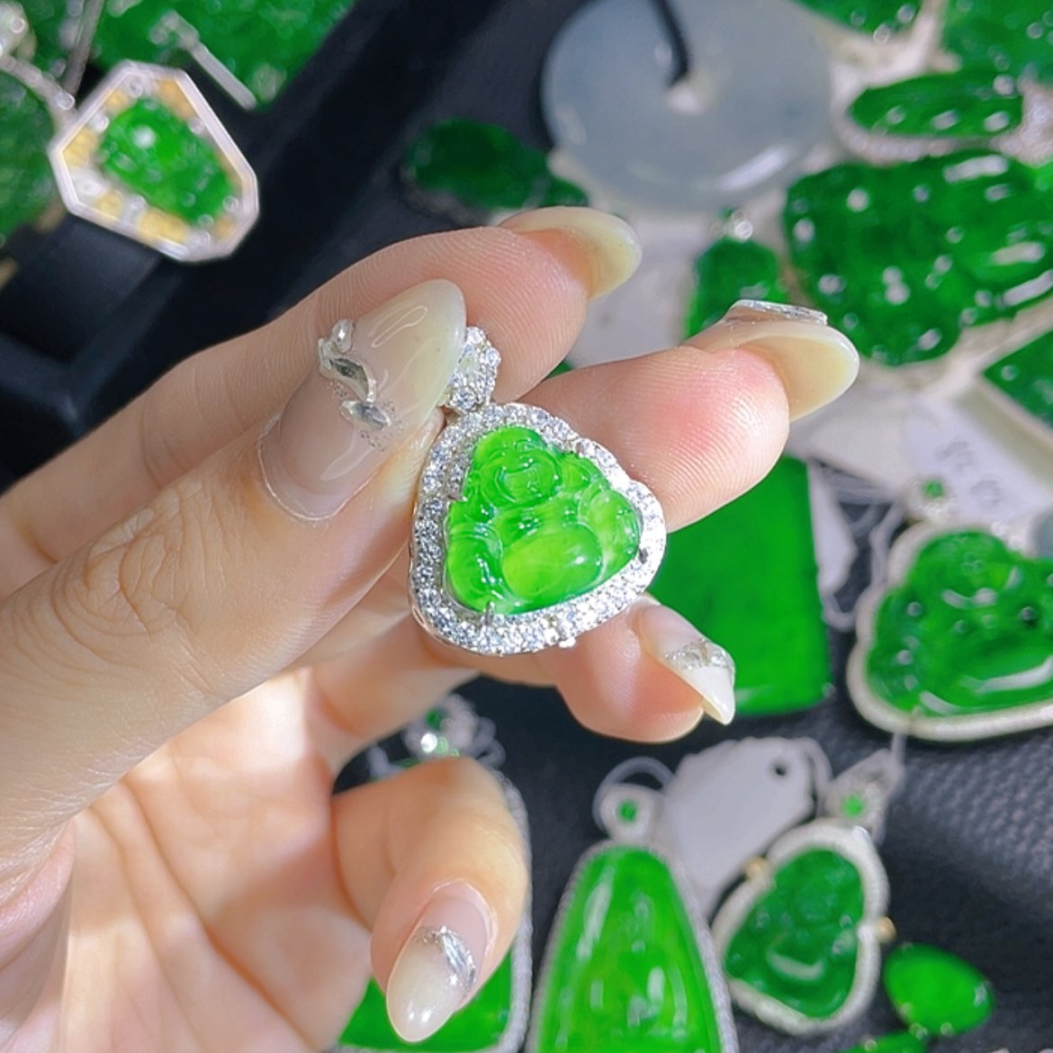 【闪购商品】翡翠颈饰银S925镶嵌64