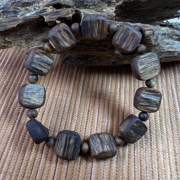 沉香14mm莺歌绿奇楠沉香随形牌牌珠夹圆珠手串男女士多样性发一