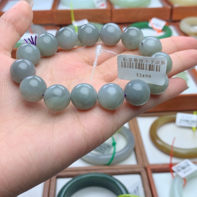 【闪购商品】和田玉手链未镶嵌呼****Z卡14