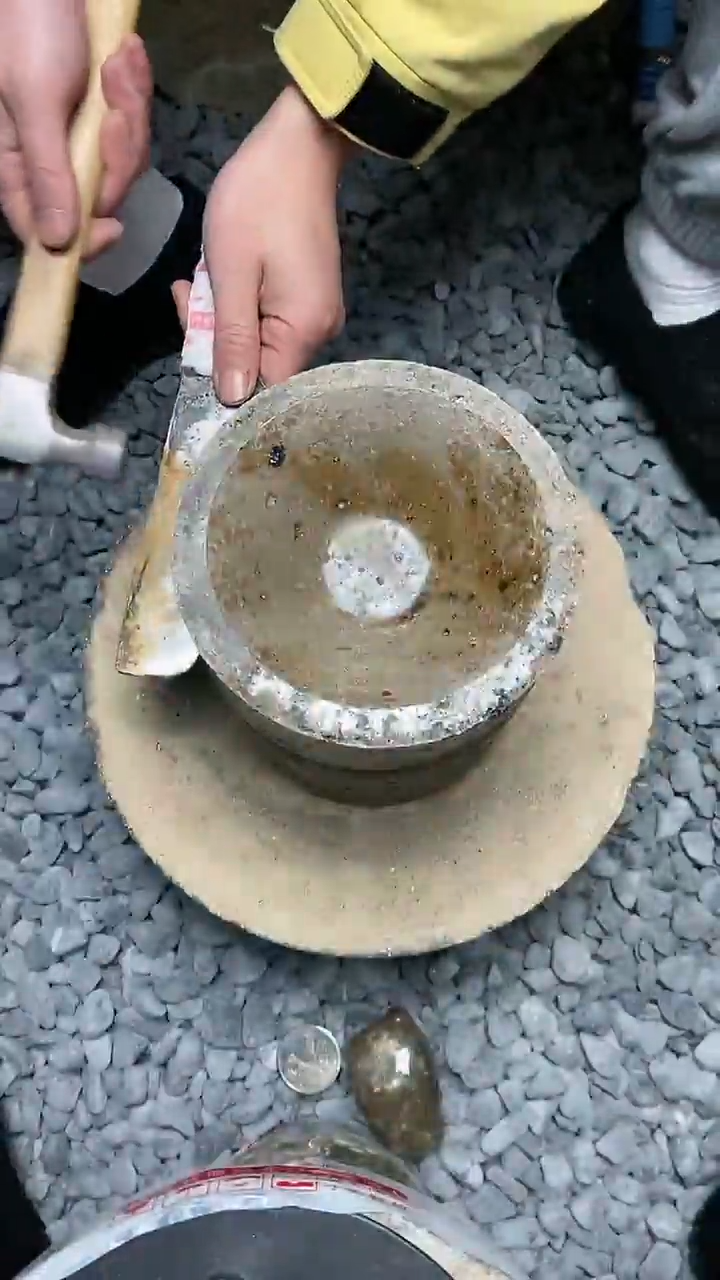 【闪购商品】瓷杯微瑕斗笠杯随机一只