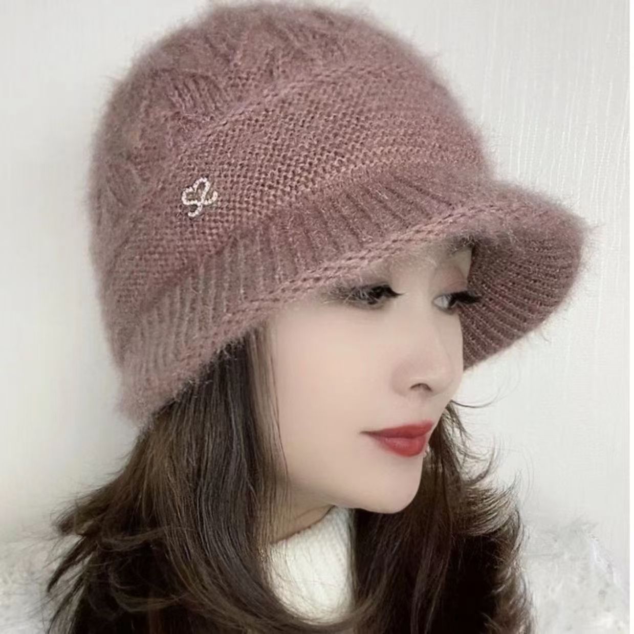 加厚冬季针织松鼠绒保暖帽子新款百搭百搭加绒冬天中老年时尚防寒