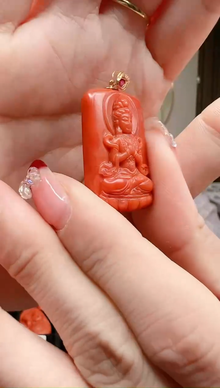 【闪购商品】南红玛瑙吊坠(不含链)18K金镶嵌/度母