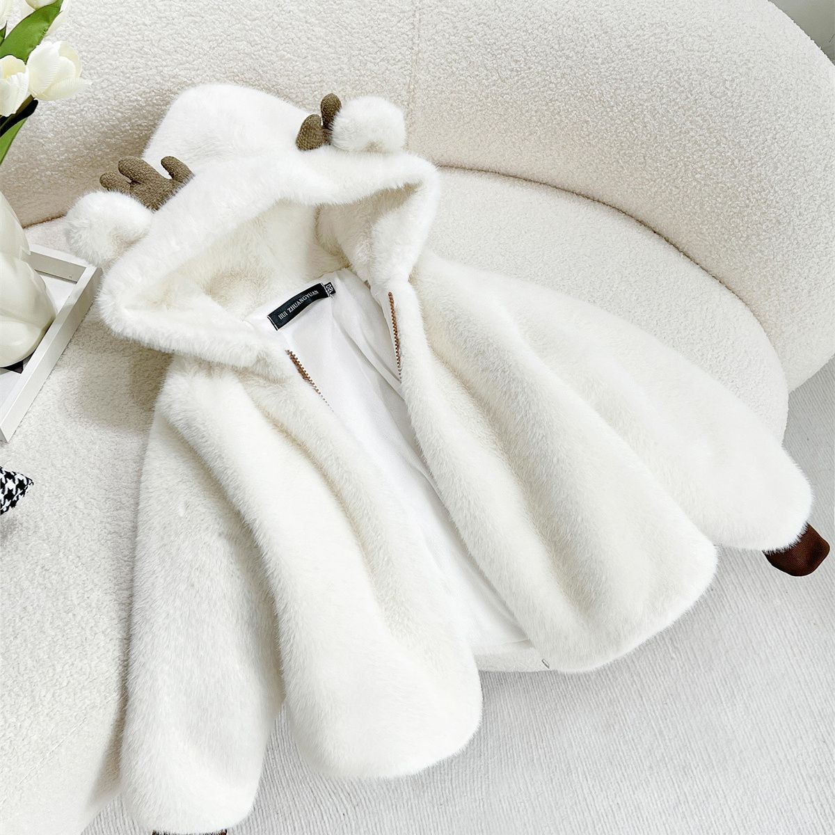 冬季男童女童可爱毛茸茸加厚宝宝连帽防寒可爱外套