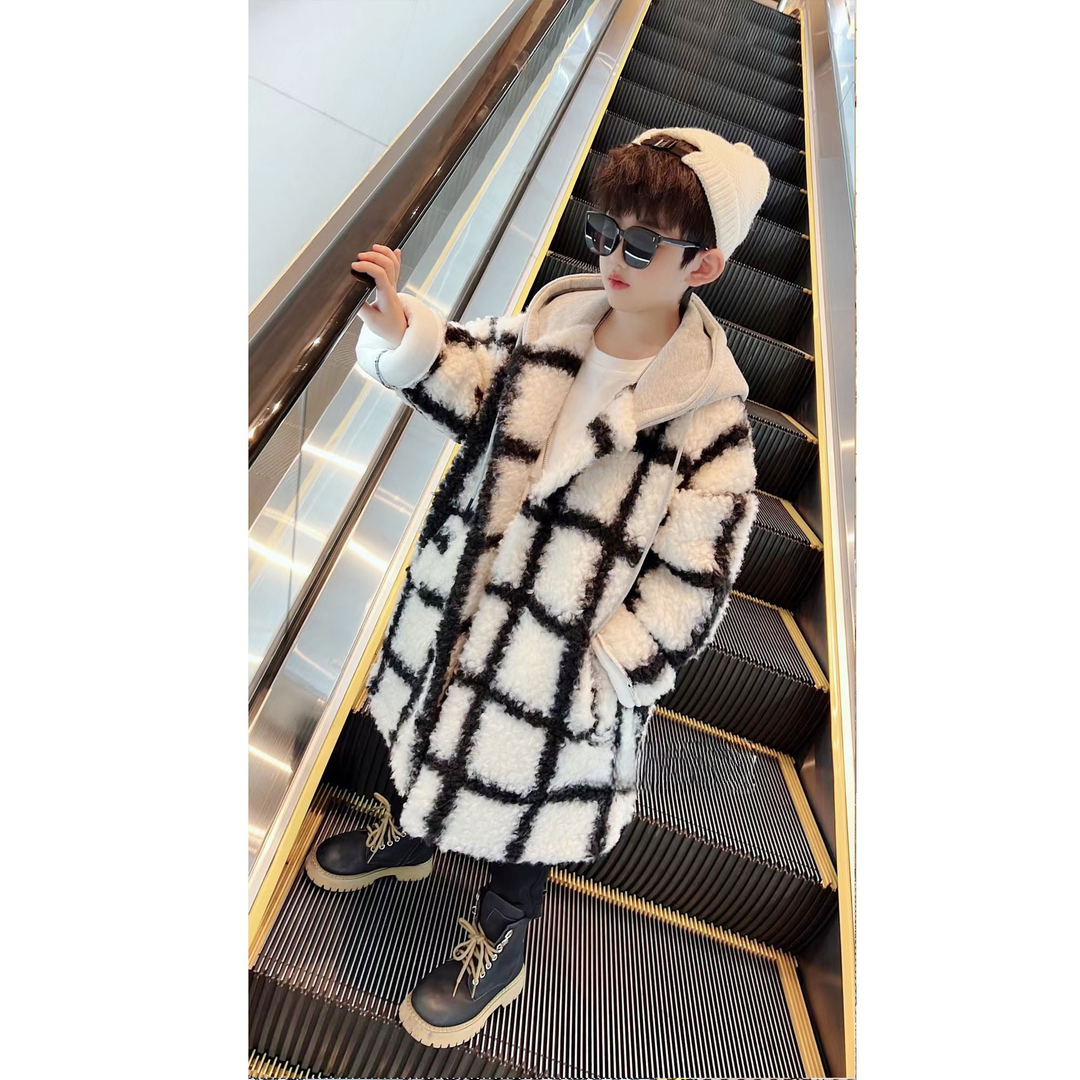 男童冬季新款黑白格子连帽大衣2024新款中大童撞色毛绒格子外套潮