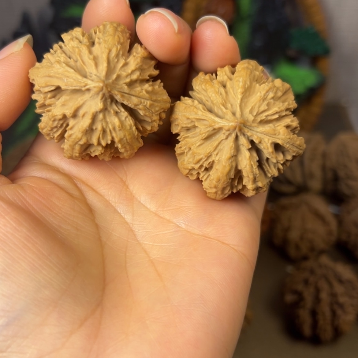 【闪购商品】文玩核桃吊坠暖**爱