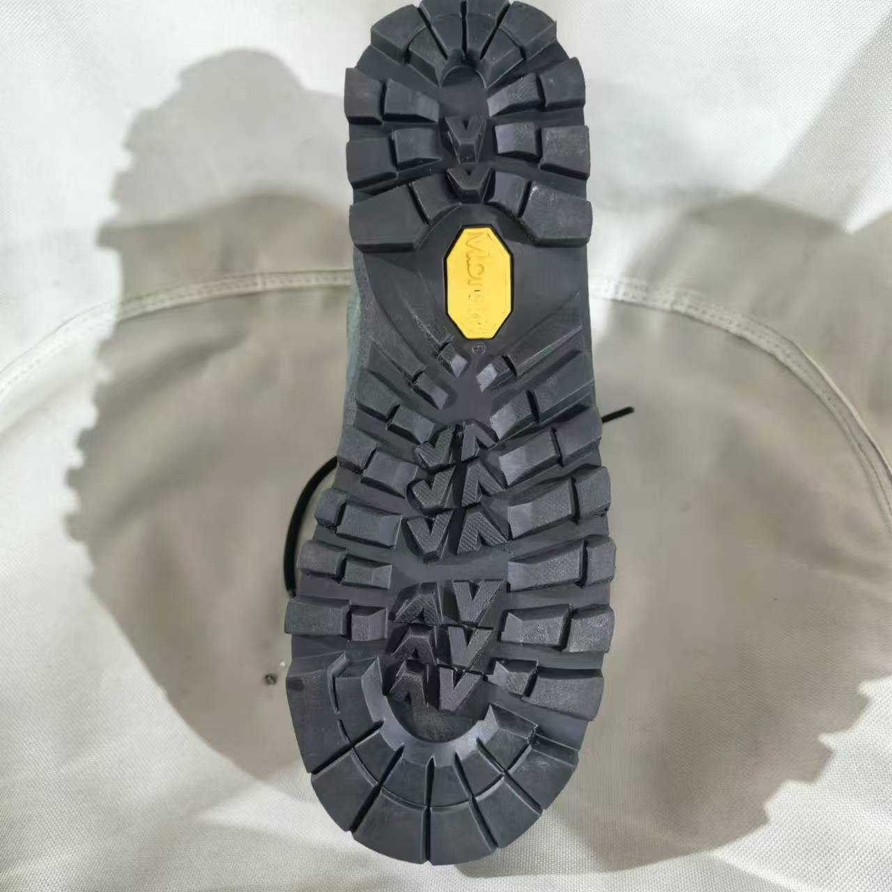 （默认微瑕)孤品断码户外登山鞋2025.04.30