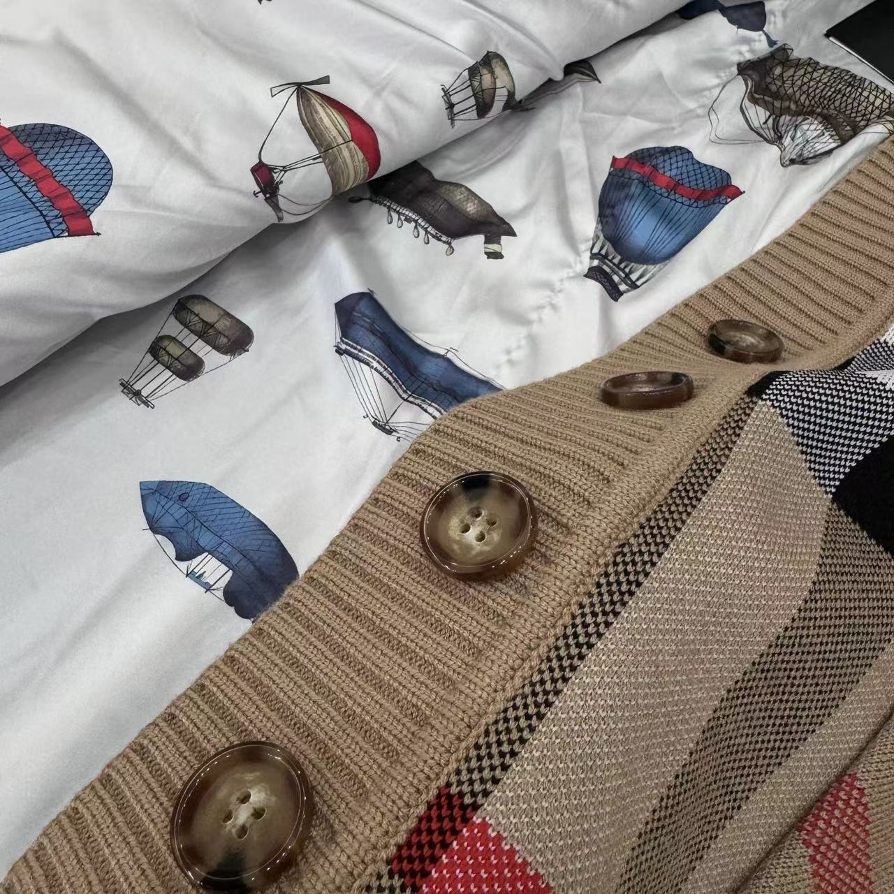 2023早秋男女同款针织开衫外套W5004