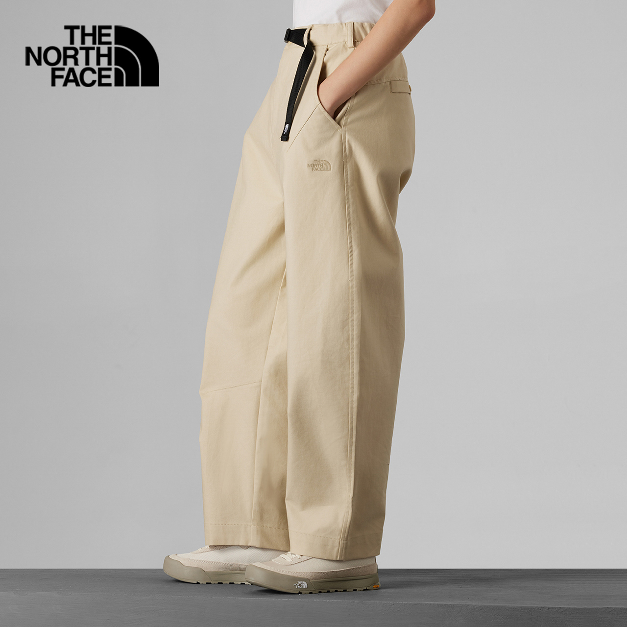 北面UE设计师款茧形休闲长裤女防泼溅户外款TheNorthFace|8A8W