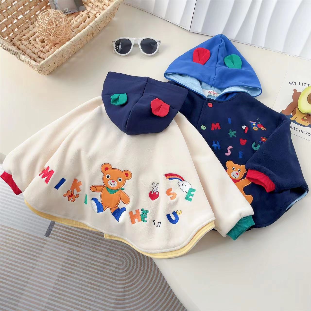 摇粒绒可爱披肩斗篷连帽